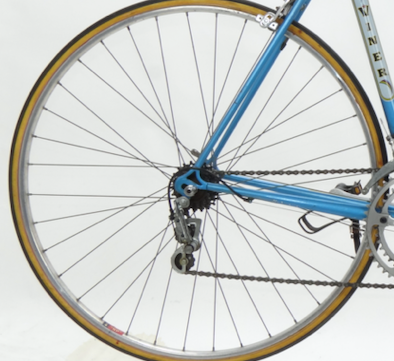 Schlauchreifen eines Fahrrads de- und montieren