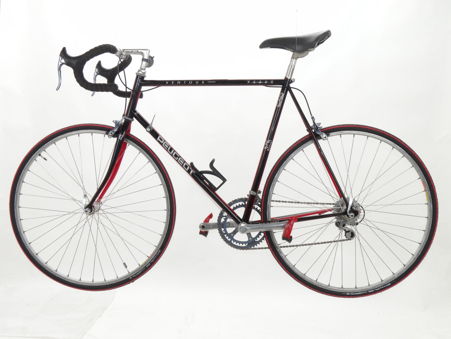 Peugeot PE300