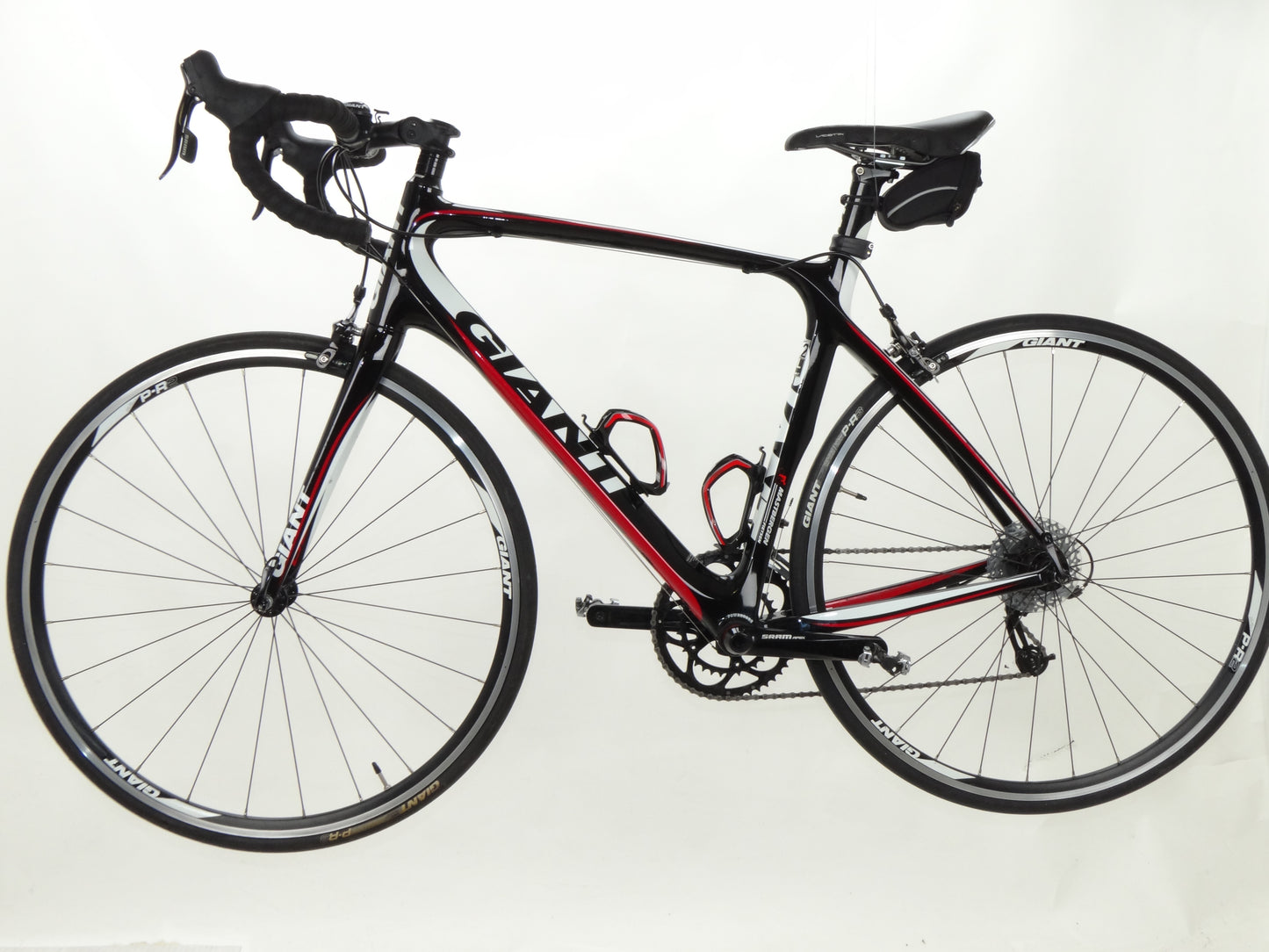 Giant Defy
