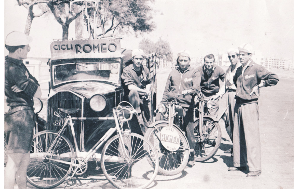 Romeo 40's Team Bike