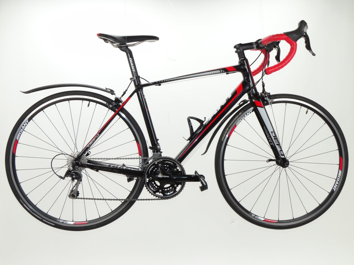 Giant Defy