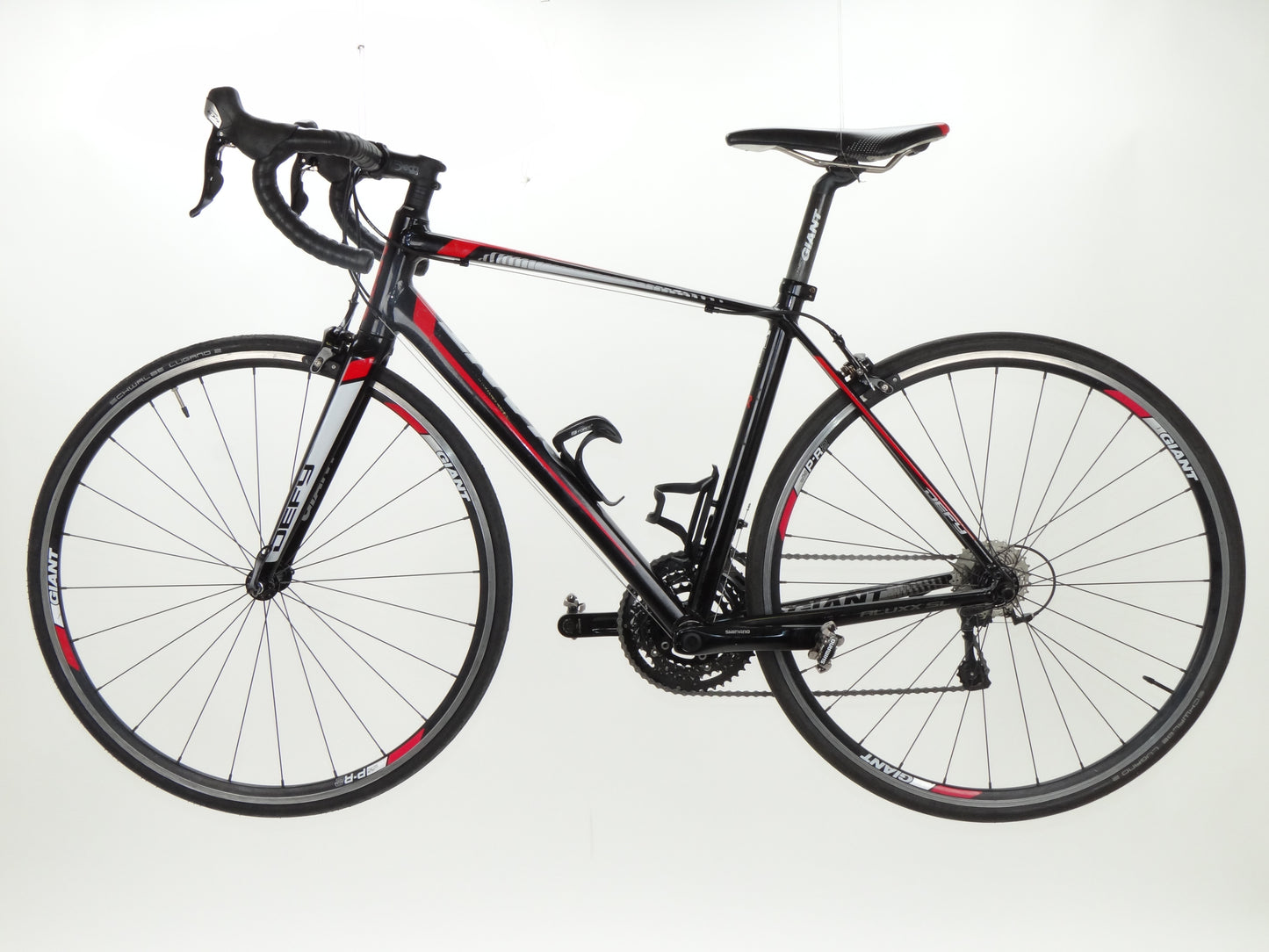 Giant Defy