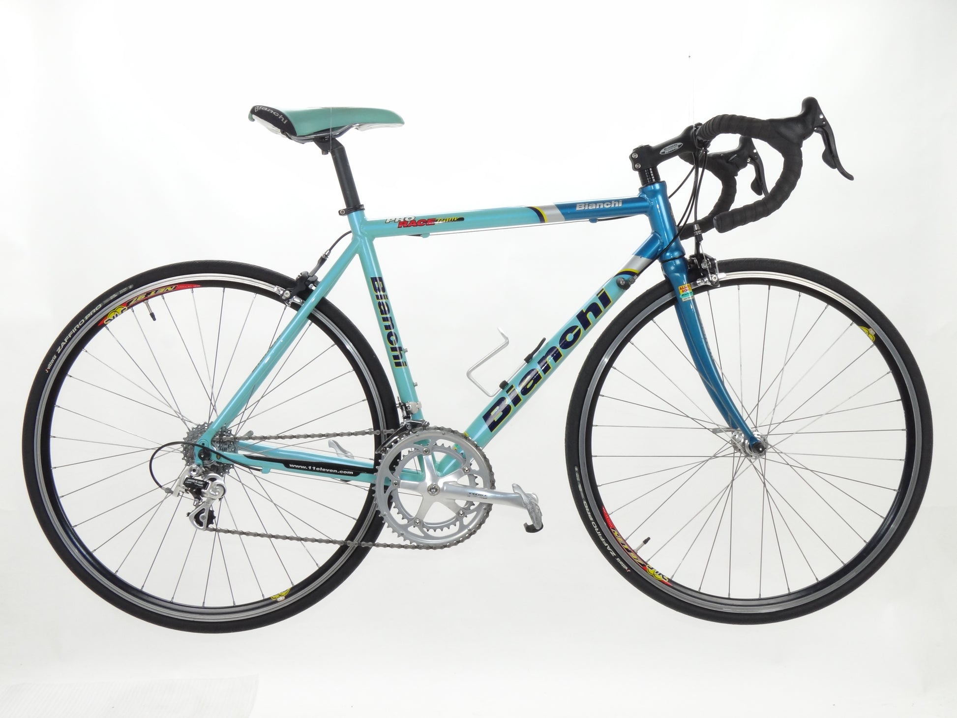 bianchi rennrad mit campagnolo Bianchi Pro Race Team – Der ReCyclist