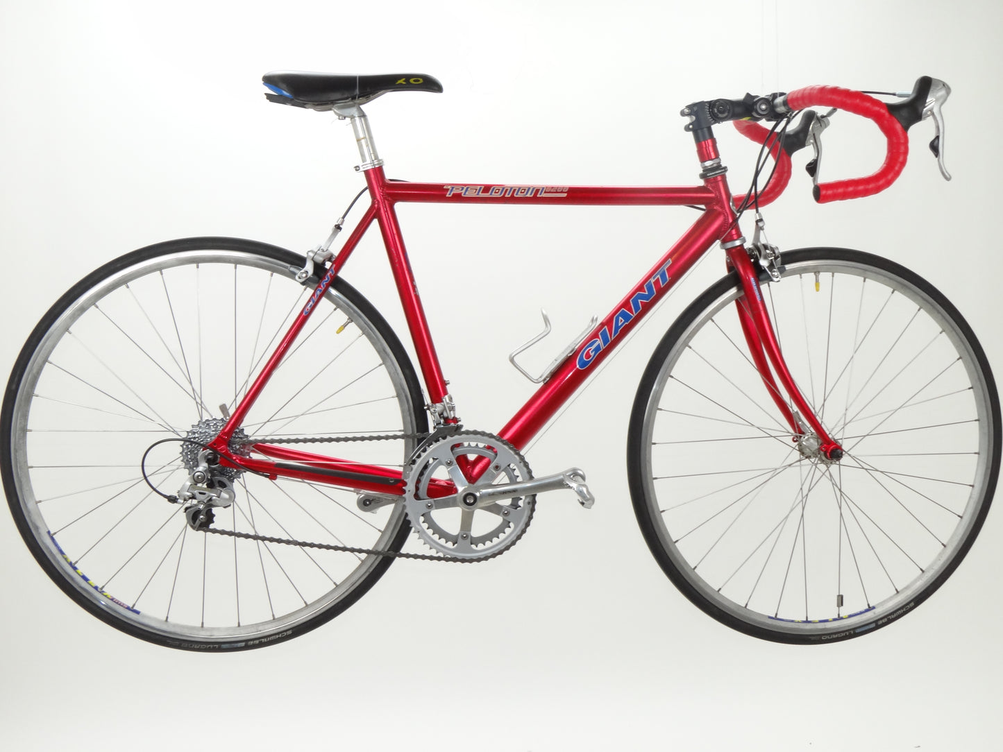 Giant Peloton 8200